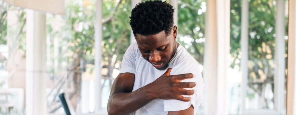 5 Essential Rotator Cuff Stretches for Shoulder Pain